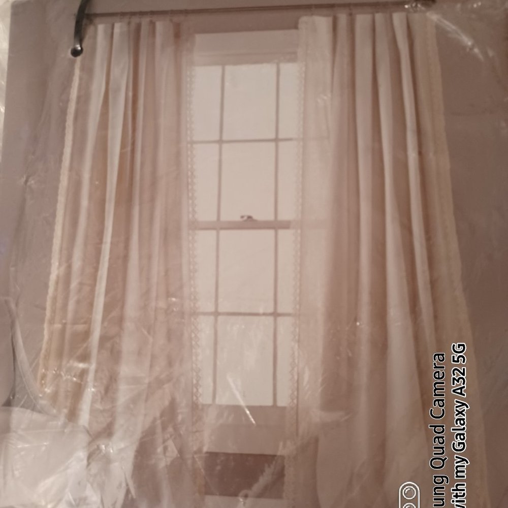 Lush decor 2 panels 54x108 rosalie curtains